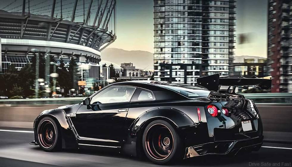 Nissan GT-R Tuned @ Liberty Walk