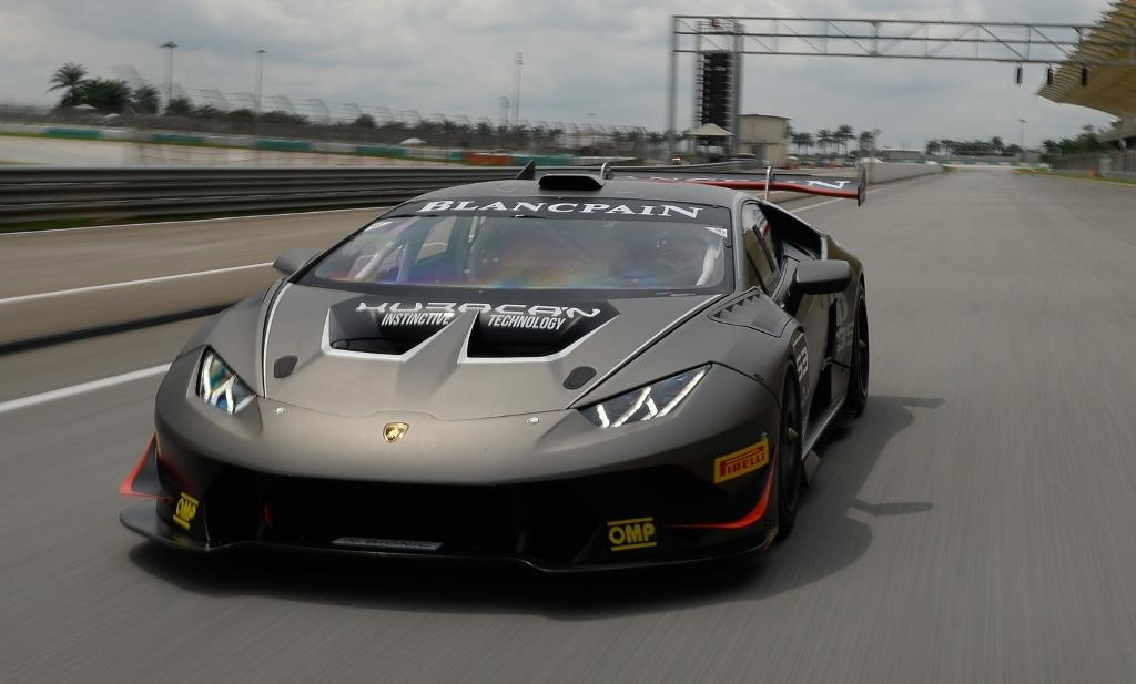 Lamborghini Blancpain Super Trofeo Europe kicked off in Vallelunga