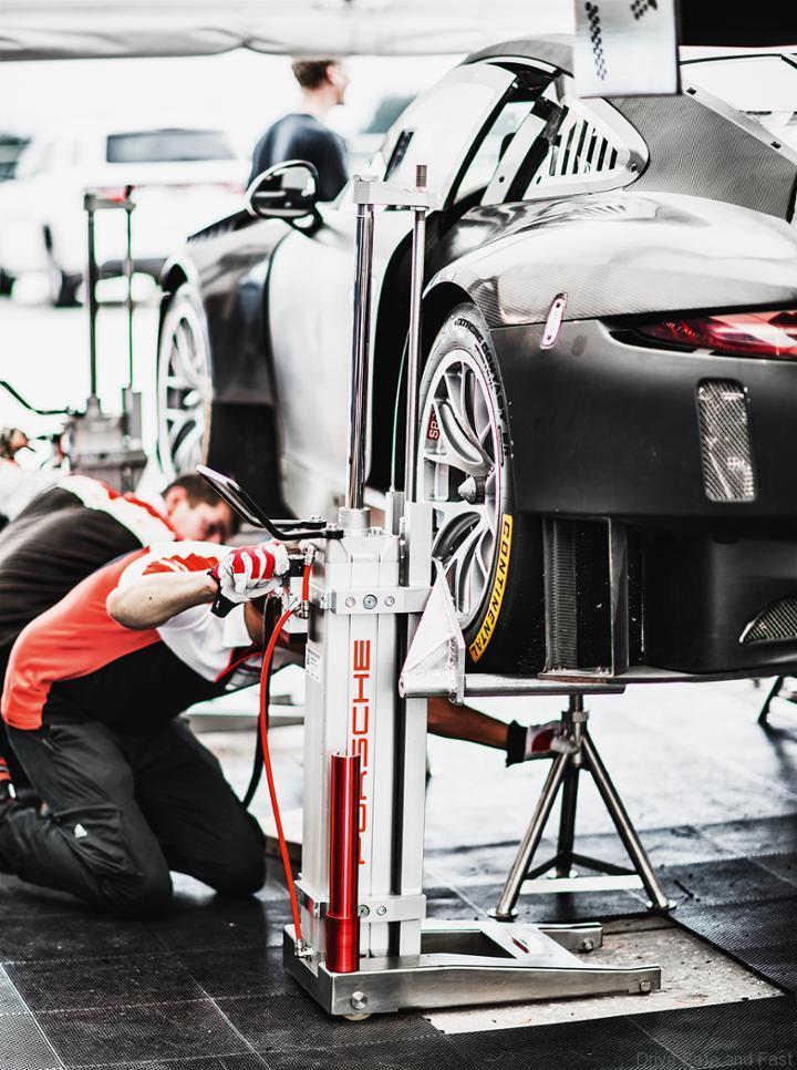 2016 Porsche 911 GT3 R - Road Car, Daytona Racer + Christophorus 'Black  Magic' Sebring Test Feature »