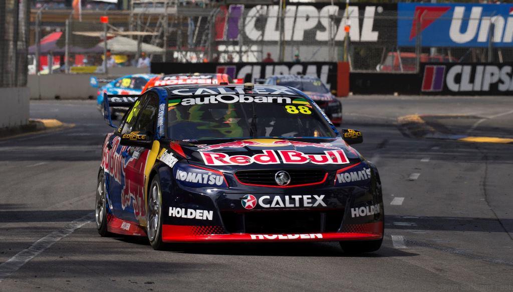 V8 Supercars Championship 2016, Jamie Whincup Wins In Adelaide