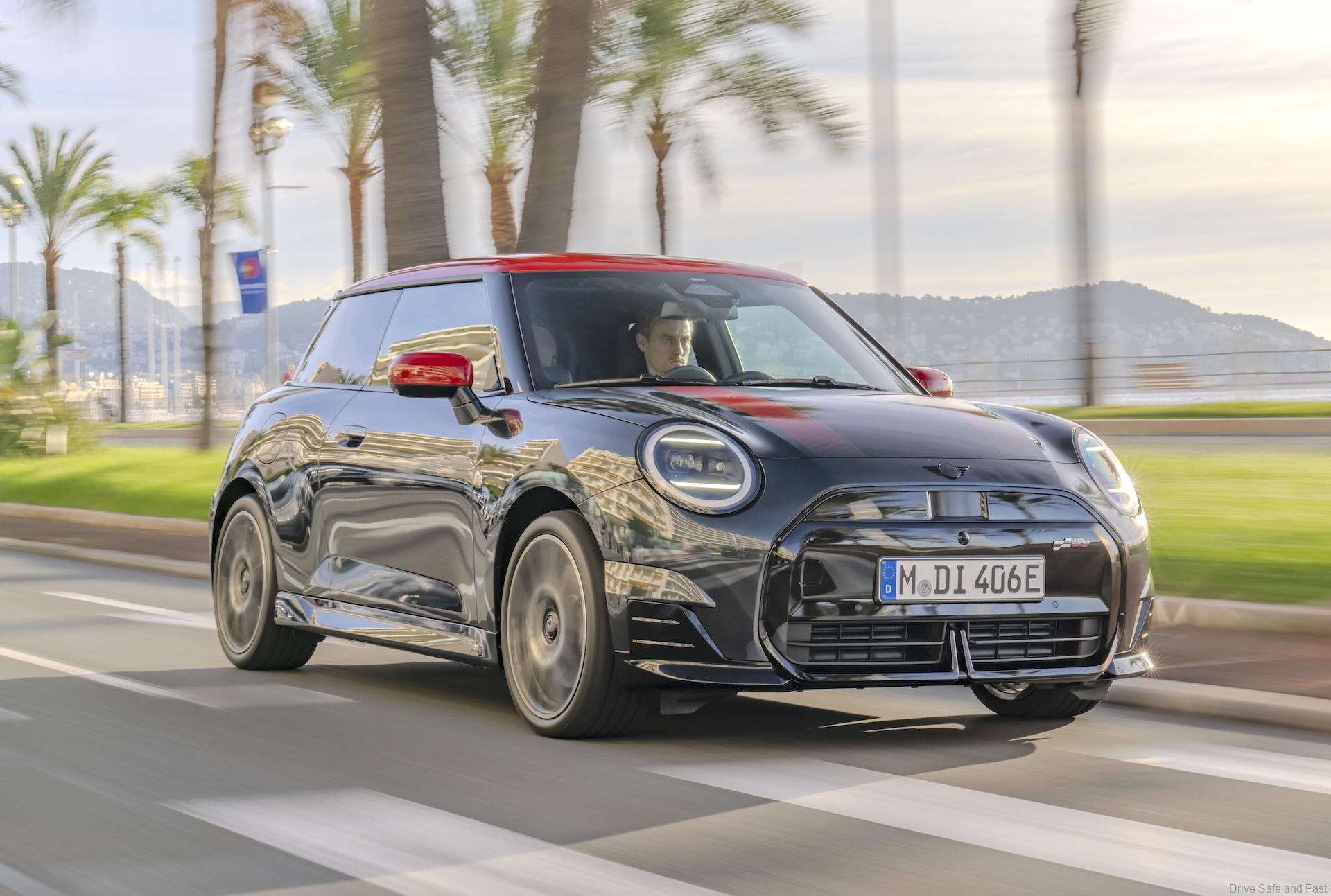 New MINI Cooper SE Gets JCW Trim But No Performance Boost